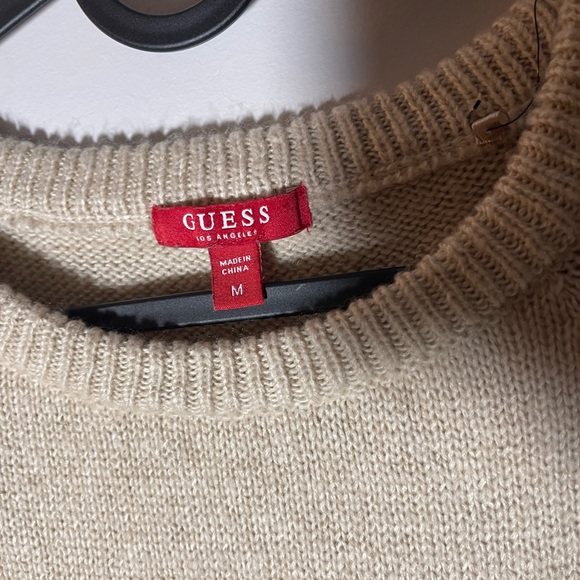 GUESS Pullover Sweater! - Picture 2 of 4